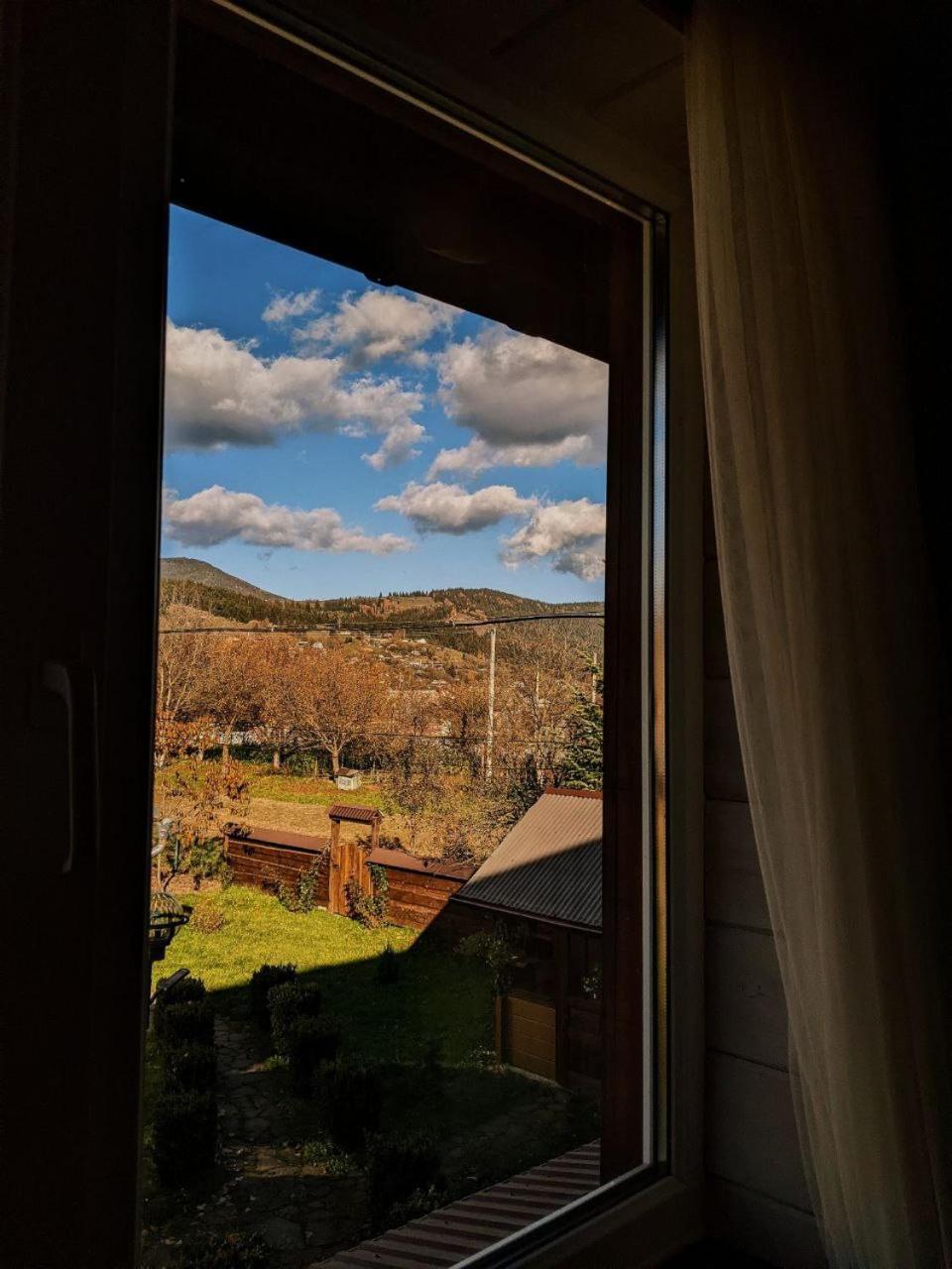 Krokus House Верховина Екстер'єр фото